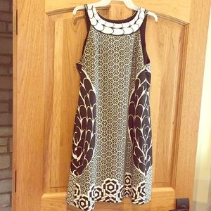Black and white sleeveless dress